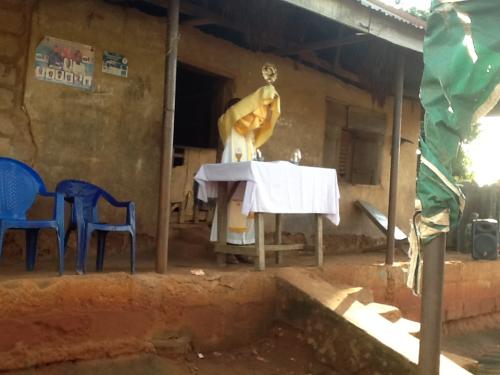 Adoration of the Blessed Sacrament in Igbo Ologun