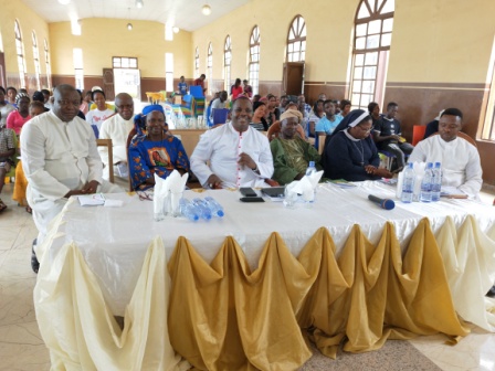Bishop E. A. Badejo of Oyo Diocese with Diocesan Laity Chairman, Mr Stephen Adedeji, Youth Chaplain, Fr Onifade, CWO rep. Mrs Ogunnaiya, Dean of Oyo, Fr Boniface and others and