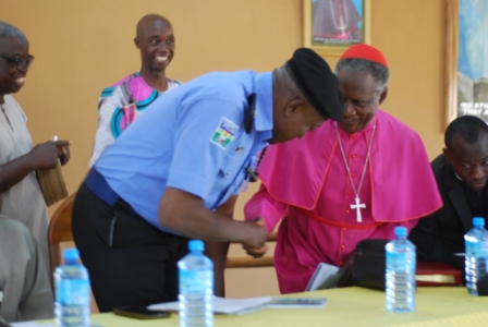Methodist Archbishop Ayo Ladigbolu exchanging pleasantries with the representative of the Nigerian Police Force Area Commander, Alabi Dayo as Mr Dominic Taiwo of JDPM Oyo Diocese and Prayer Leader Emmanuel Lashilola looks on.