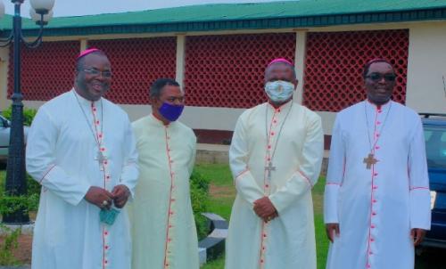 Bishop Badejo, Msgnr Yakubu, Most Rev. Jude Arogundade of Ondo Diocese and Most Rev John Oyejola of Osogbo Diocese. The Bishops stopped briefly at the Oyo Bishop’s Office on their way to visit Bishop Emeritus Adelakun on 21st July, 2020.